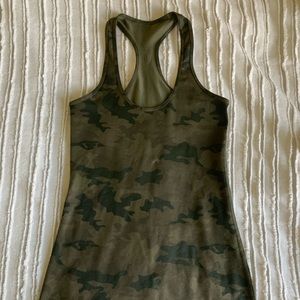 Lululemon workout tops - Camo Pattern